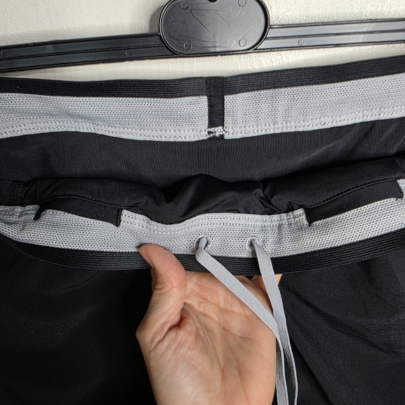 Nike Women's Aeroswift Brief Linef Black Athletic Shorts - Picture 9 of 12